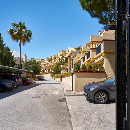 Oleholidays 225 Romana Playa Junto Al Mar Marbella Exteriör bild