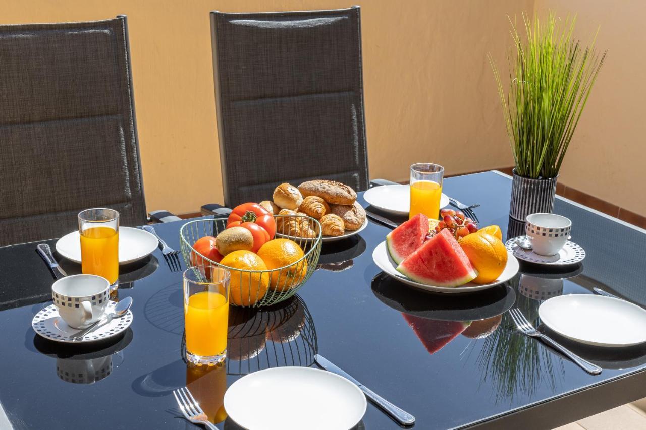 Oleholidays 225 Romana Playa Junto Al Mar Marbella Exteriör bild