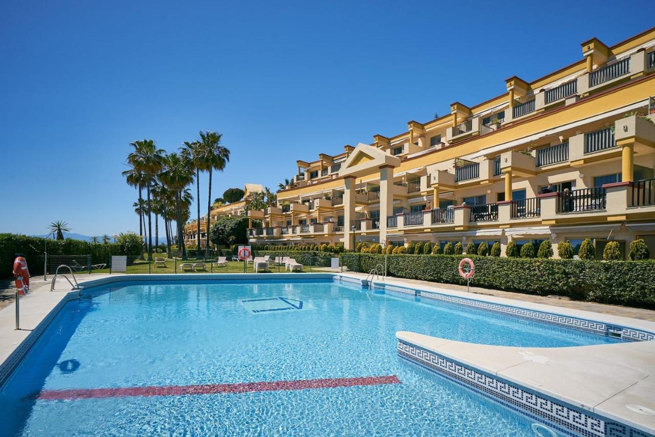 Oleholidays 225 Romana Playa Junto Al Mar Marbella Exteriör bild