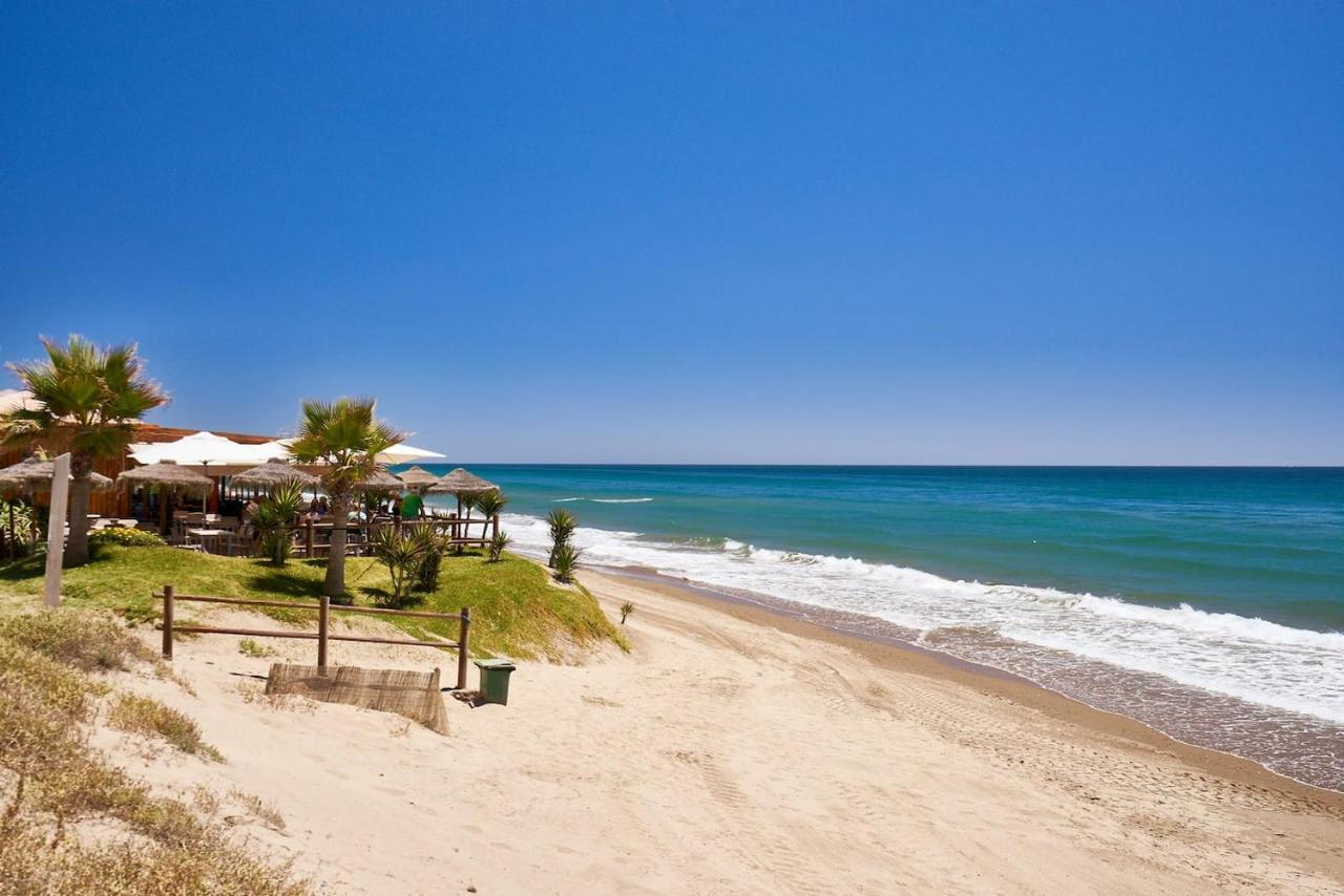 Oleholidays 225 Romana Playa Junto Al Mar Marbella Exteriör bild