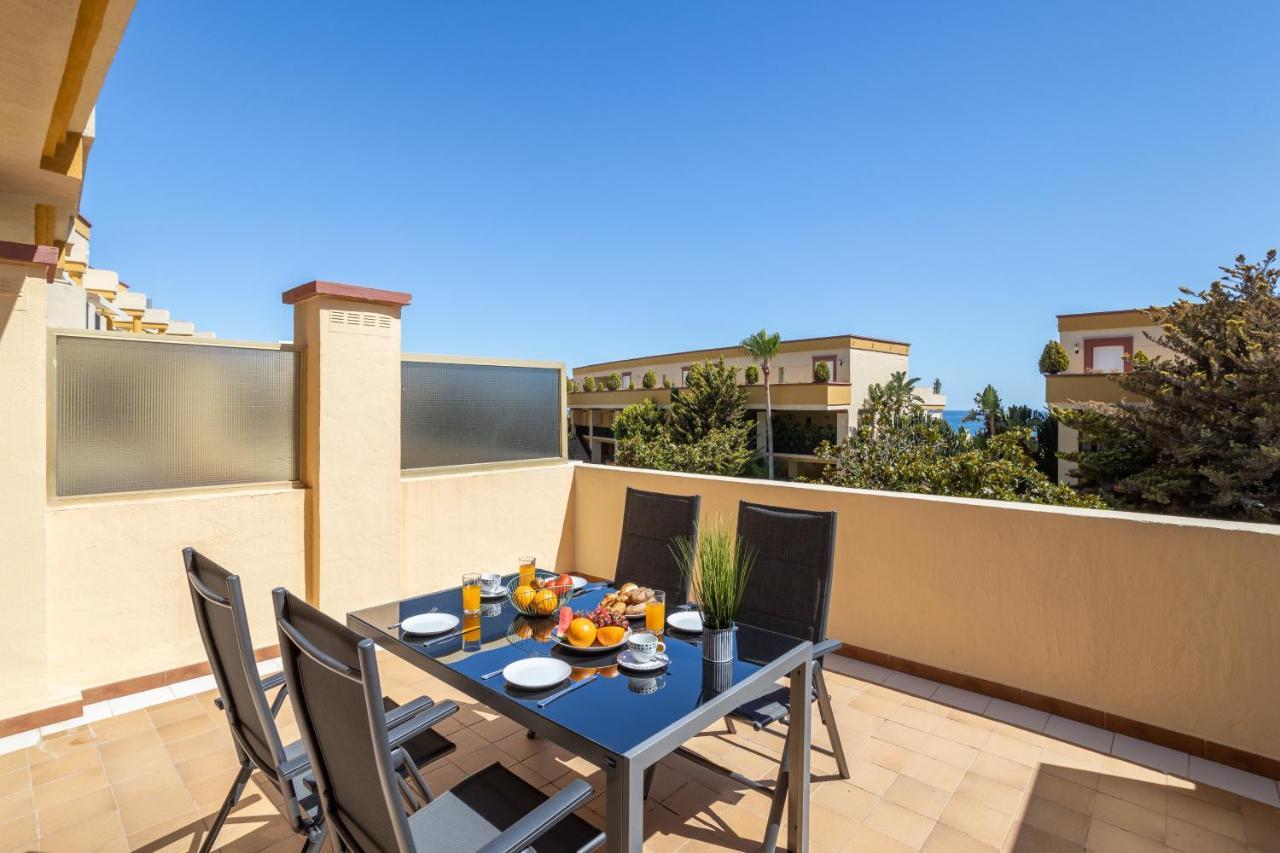 Oleholidays 225 Romana Playa Junto Al Mar Marbella Exteriör bild