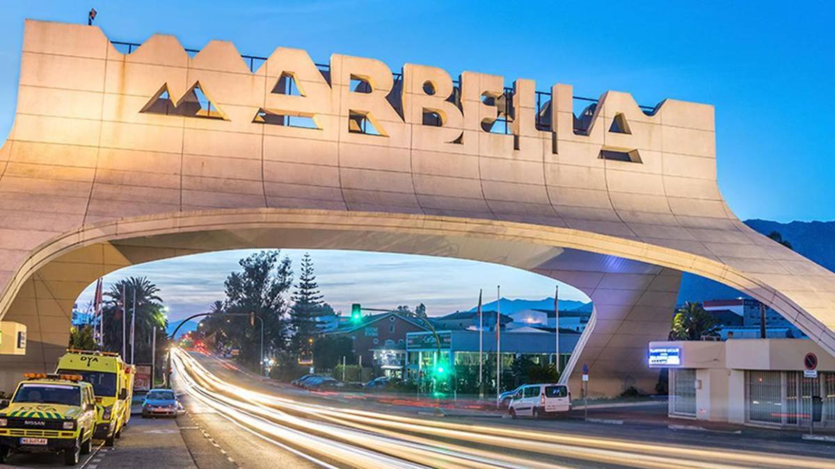 Oleholidays 225 Romana Playa Junto Al Mar Marbella Exteriör bild