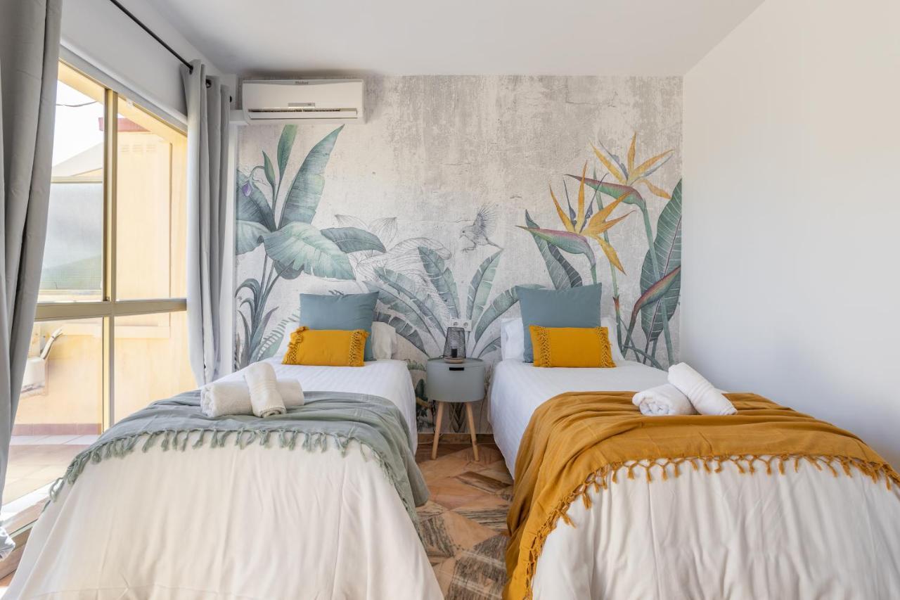 Oleholidays 225 Romana Playa Junto Al Mar Marbella Exteriör bild