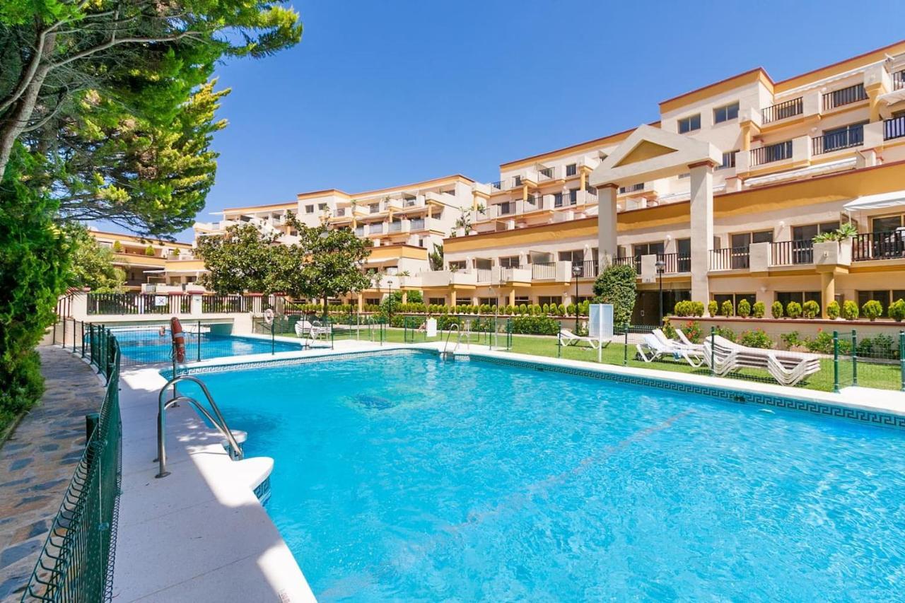 Oleholidays 225 Romana Playa Junto Al Mar Marbella Exteriör bild